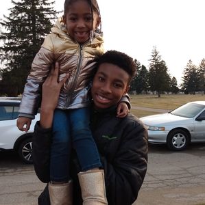 Meet your Posher, Loretta